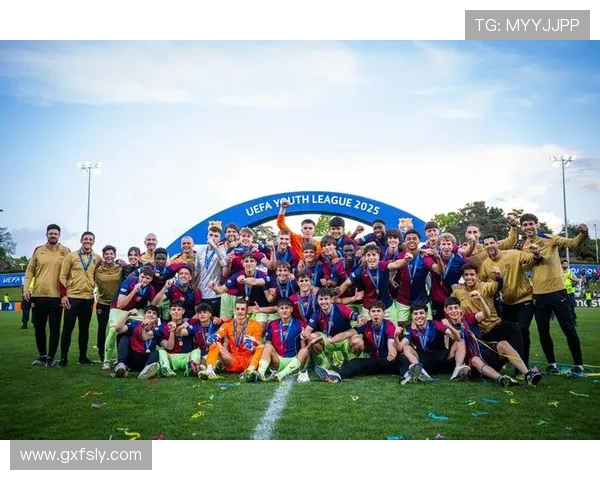 巴萨一线队开启 7 周假期 7 月 13 日集结备战新赛季(2)