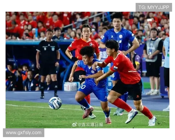 苏超德比落幕:盐城铁军 1-0 擒狼,严子航神扑 + 高驰被锁死 苏超德比落幕:盐城铁军 1-0 擒狼,严子航神扑 + 高驰被锁死